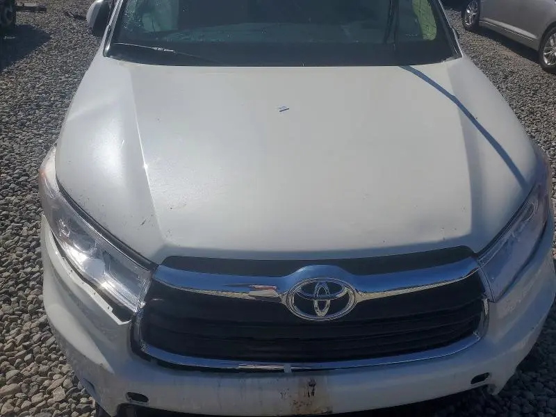 2015 TOYOTA HIGHLANDER XLE  