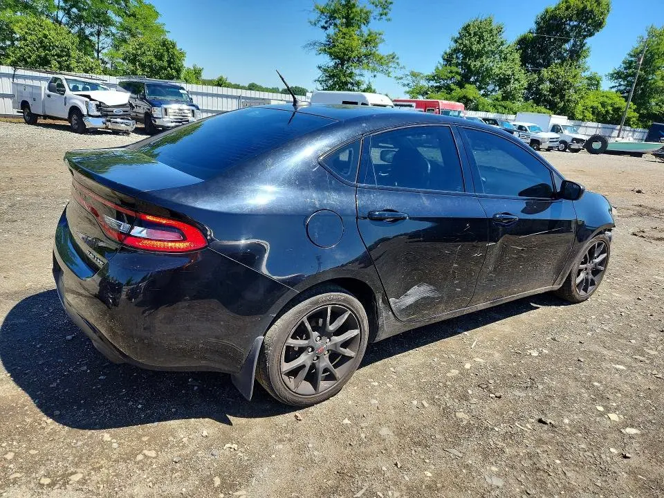 2015 DODGE DART SXT  