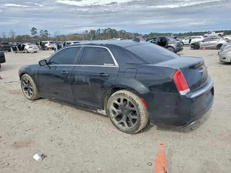 2015 CHRYSLER 300 LIMITED  