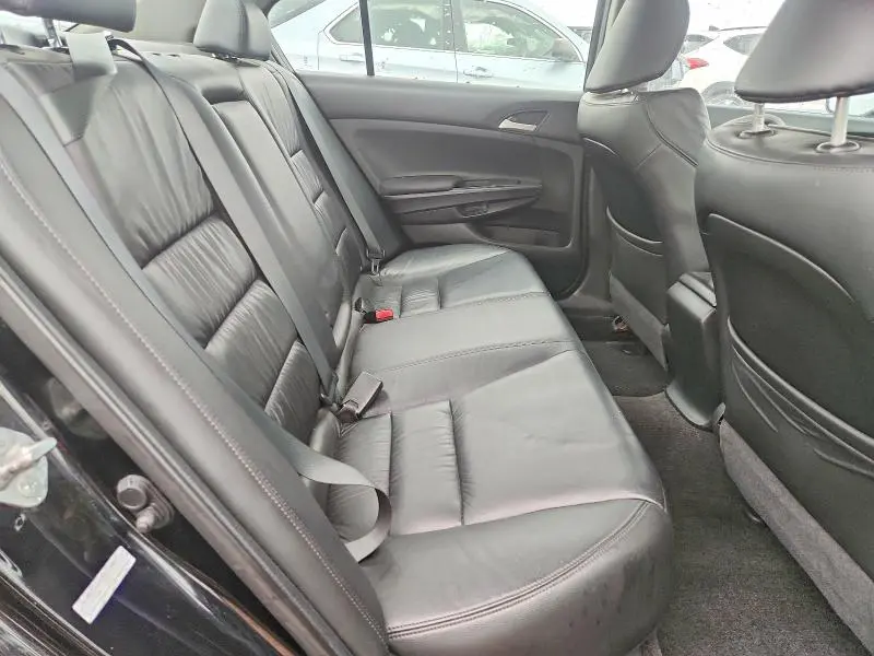 2011 HONDA ACCORD SE  