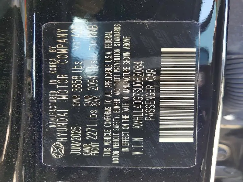 2025 HYUNDAI ELANTRA SE  