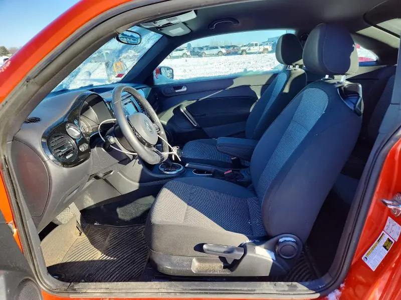 2019 VOLKSWAGEN BEETLE S  