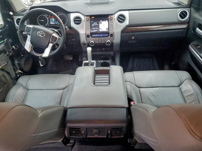 2017 TOYOTA TUNDRA CREWMAX LIMITED  