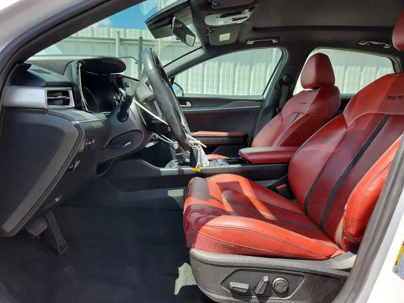 2022 KIA K5 GT LINE  