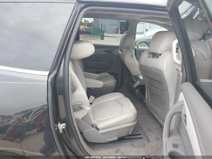 2015 CHEVROLET TRAVERSE LT