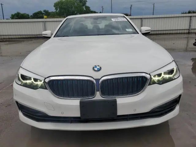 2018 BMW 530E   