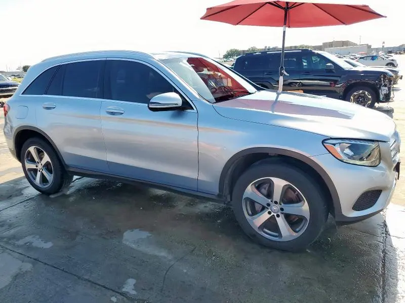 2017 MERCEDES-BENZ GLC 300 4MATIC  