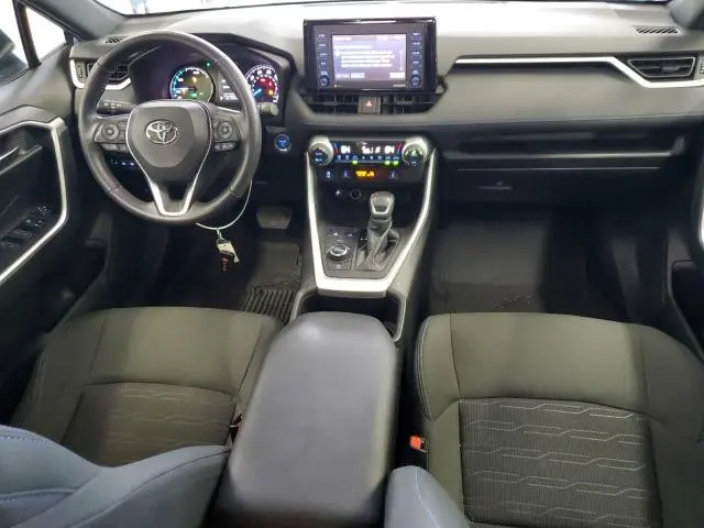 2022 TOYOTA RAV4 SE  