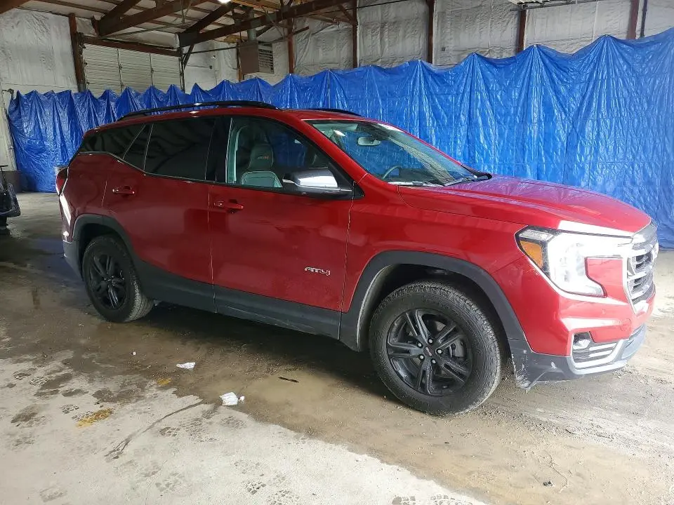 2024 GMC TERRAIN AT4  