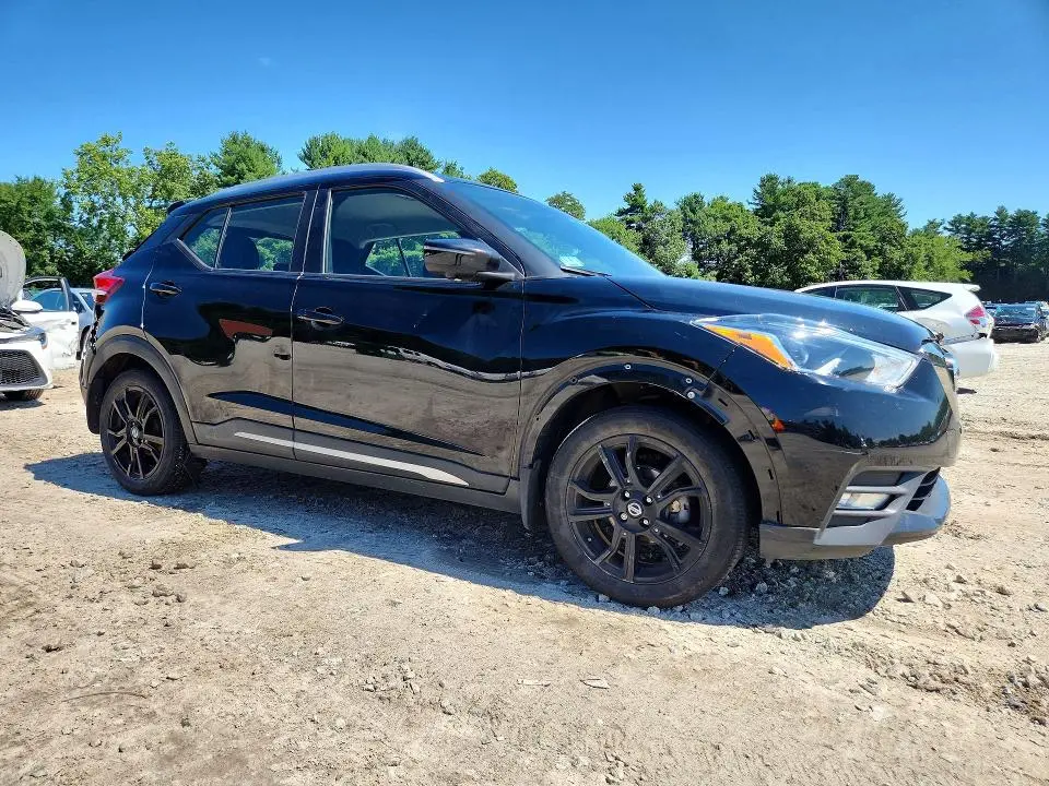 2020 NISSAN KICKS SR  