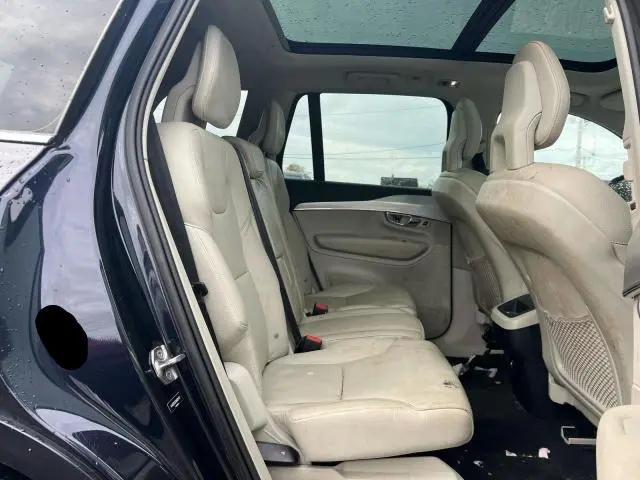 2016 VOLVO XC90 T5