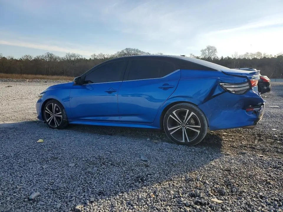 2022 NISSAN SENTRA SR  