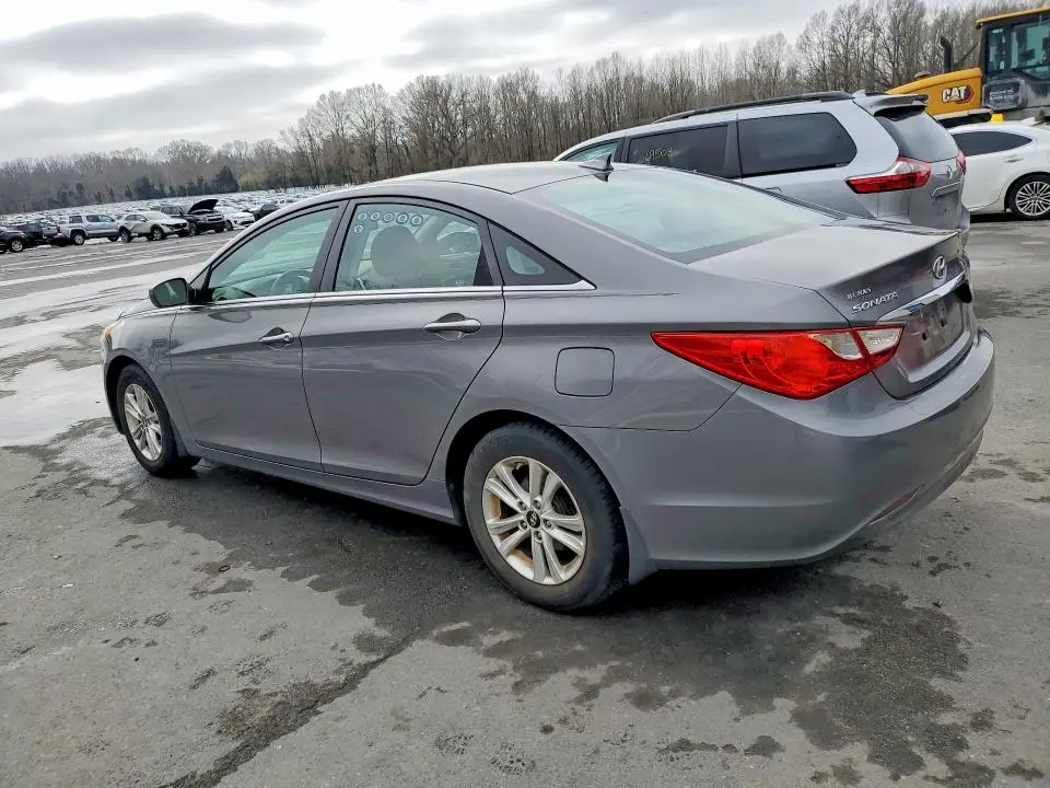 2012 HYUNDAI SONATA GLS  