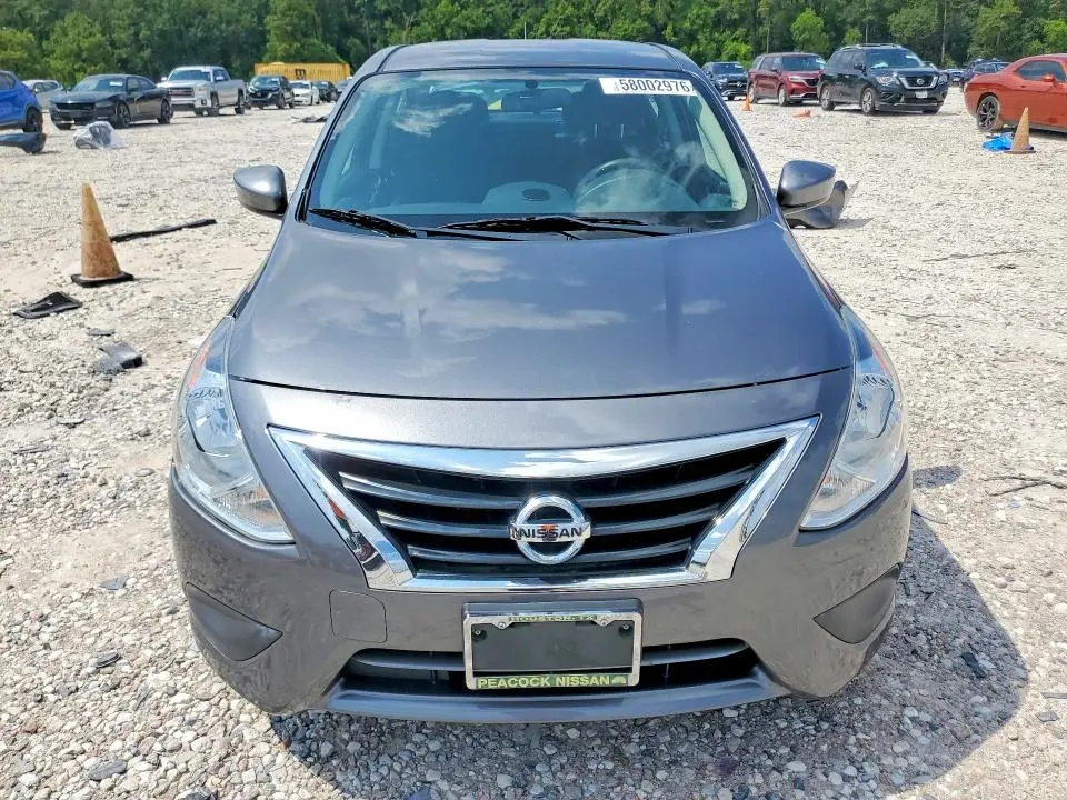 2018 NISSAN VERSA SV  