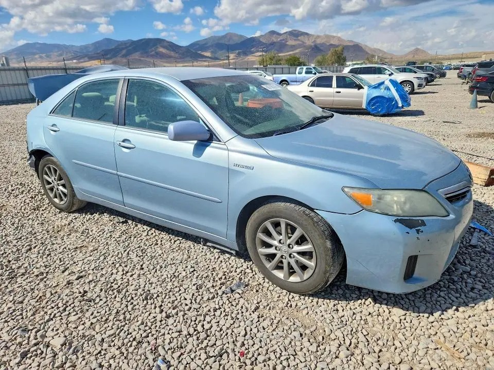 2010 TOYOTA CAMRY HYBRID  