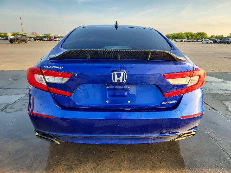 2022 HONDA ACCORD SPORT  