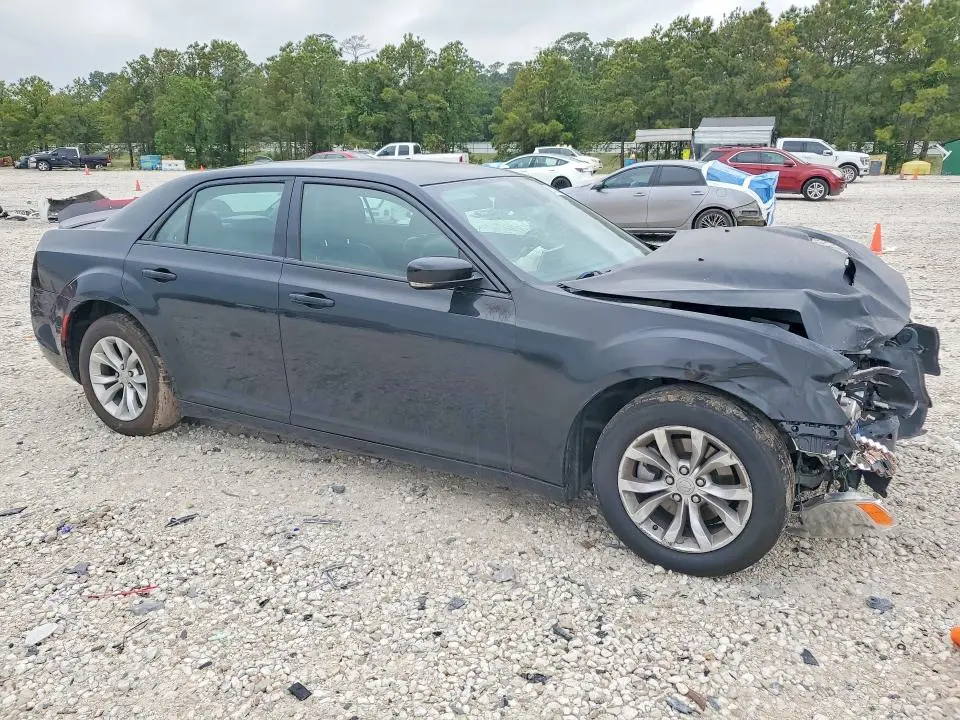 2015 CHRYSLER 300 LIMITED  