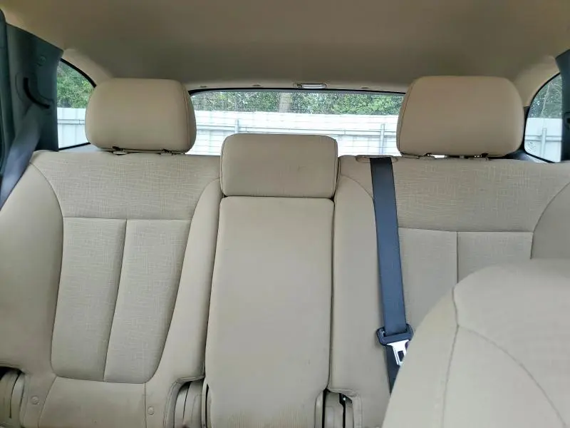 2011 HYUNDAI SANTA FE GLS  
