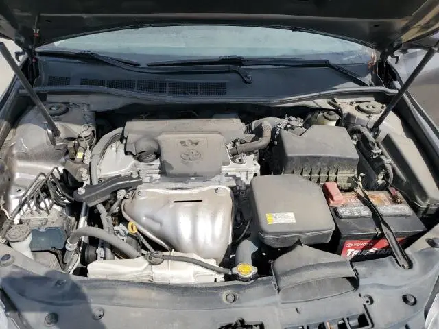 2015 TOYOTA CAMRY LE  