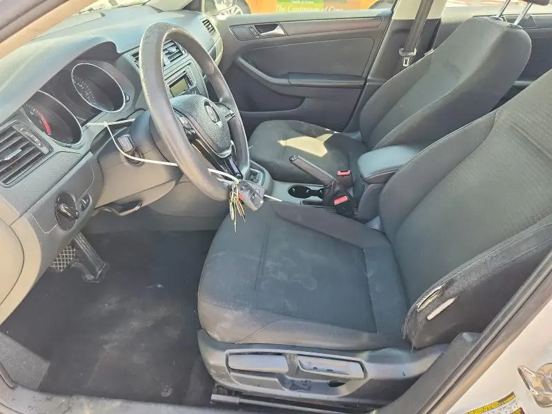 2016 VOLKSWAGEN JETTA   