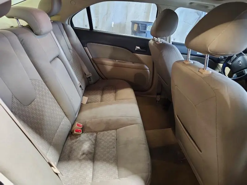 2011 FORD FUSION SE  