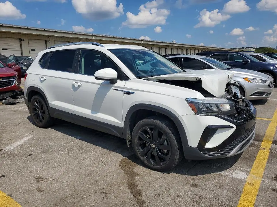 2023 VOLKSWAGEN TAOS SE  