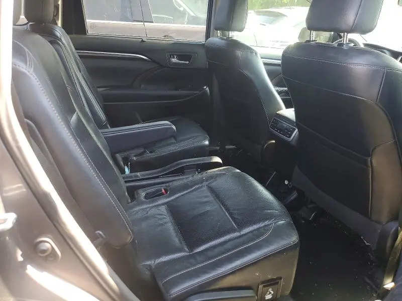 2015 TOYOTA HIGHLANDER LIMITED PLATINUM  