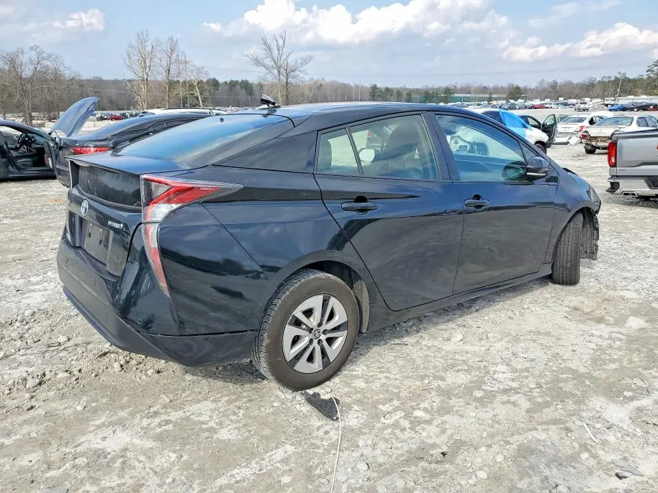 2017 TOYOTA PRIUS   
