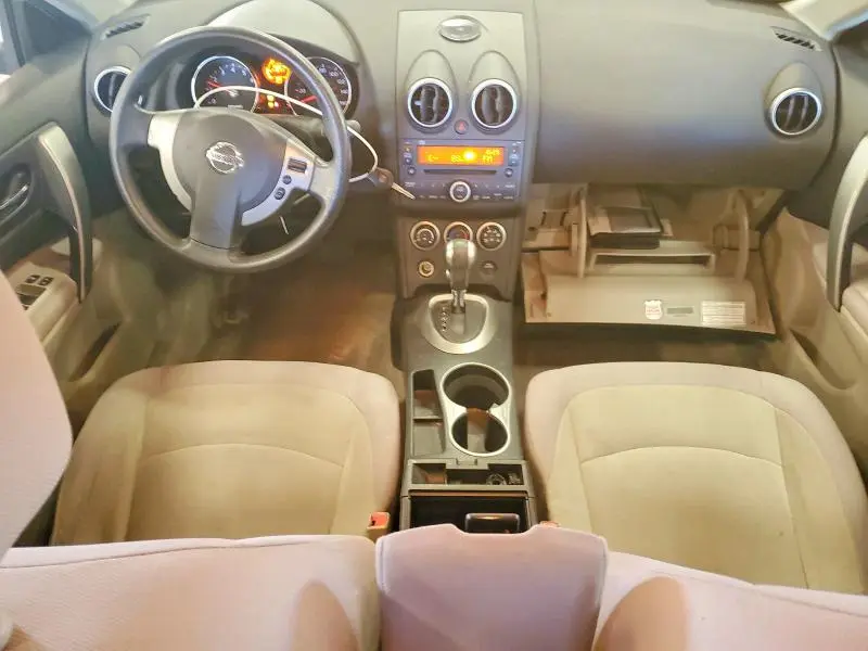 2010 NISSAN ROGUE S  