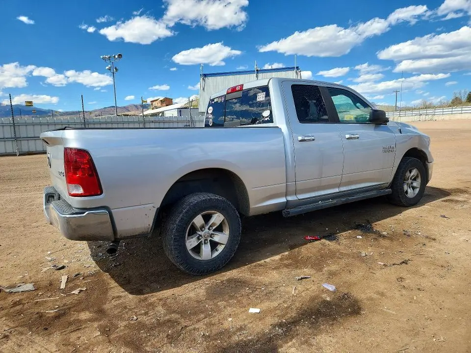 2016 RAM 1500 SLT  