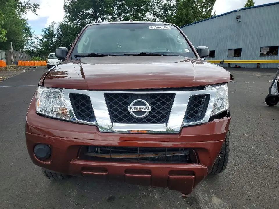2016 NISSAN FRONTIER SV  