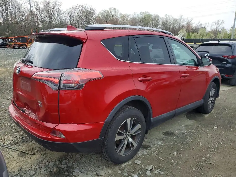 2016 TOYOTA RAV4 XLE  