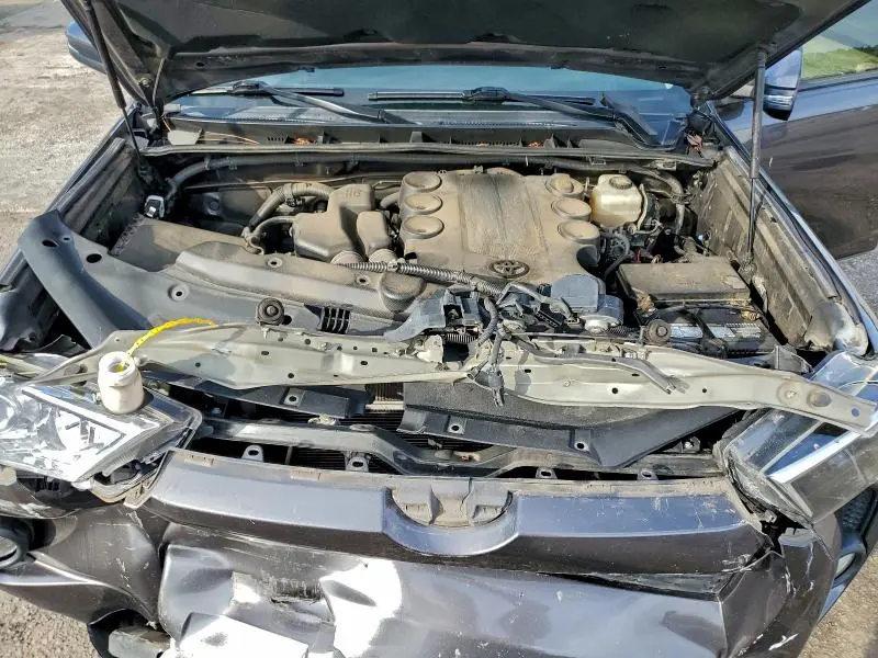 2018 TOYOTA 4RUNNER SR5/SR5 PREMIUM  