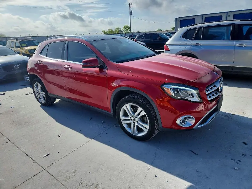 2019 MERCEDES-BENZ GLA 250 4MATIC  