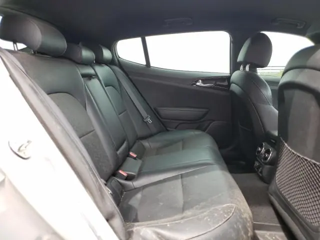 2022 KIA STINGER GT LINE  