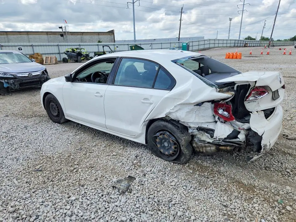 2011 VOLKSWAGEN JETTA BASE  
