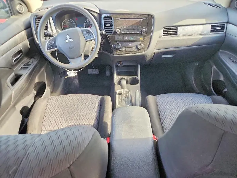 2014 MITSUBISHI OUTLANDER ES  