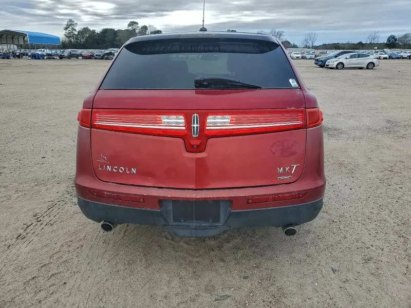 2013 LINCOLN MKT   