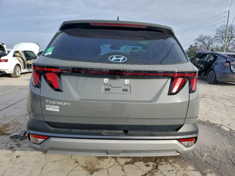 2025 HYUNDAI TUCSON SE  