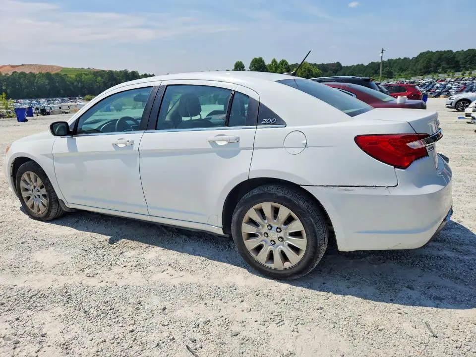 2012 CHRYSLER 200 LX  