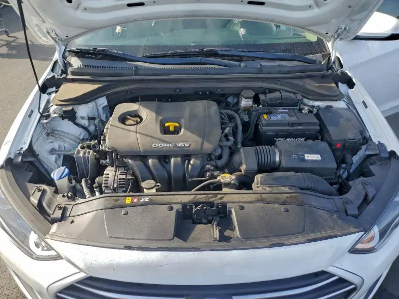 2018 HYUNDAI ELANTRA SE  