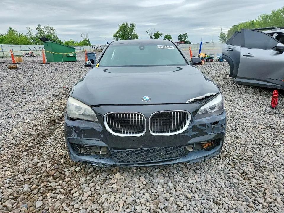 2012 BMW 750 XI  