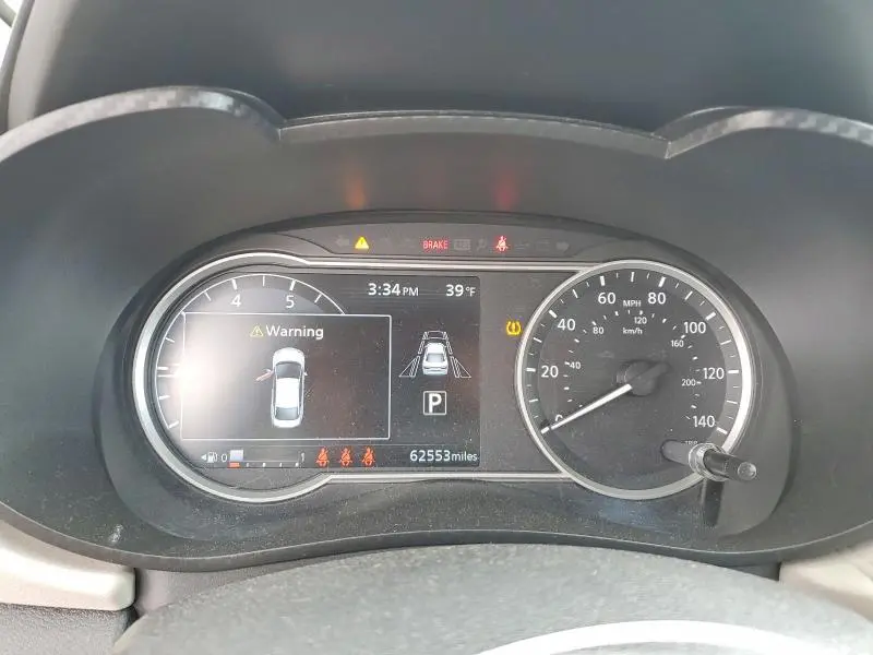 2022 NISSAN VERSA SV  