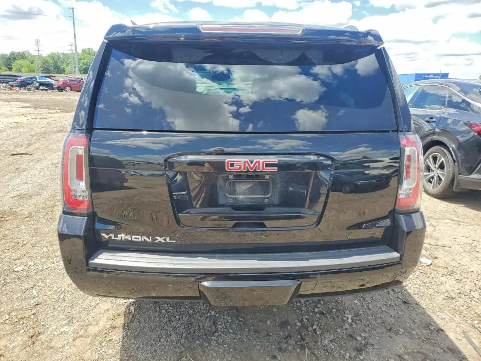2019 GMC YUKON XL K1500 SLE  