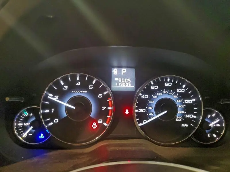 2011 SUBARU LEGACY 2.5I LIMITED  