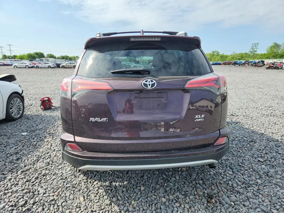 2016 TOYOTA RAV4 XLE  