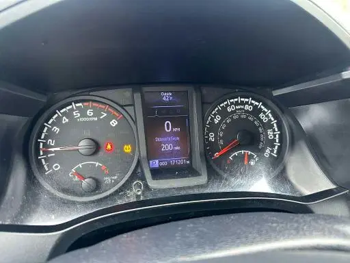 2019 TOYOTA TACOMA SR  