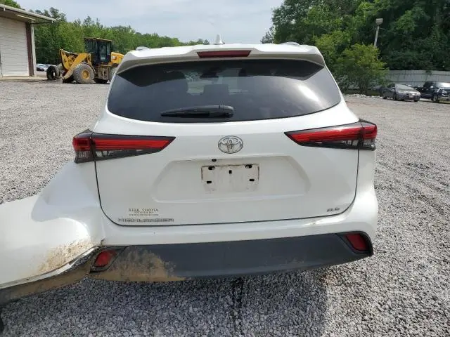 2020 TOYOTA HIGHLANDER XLE  