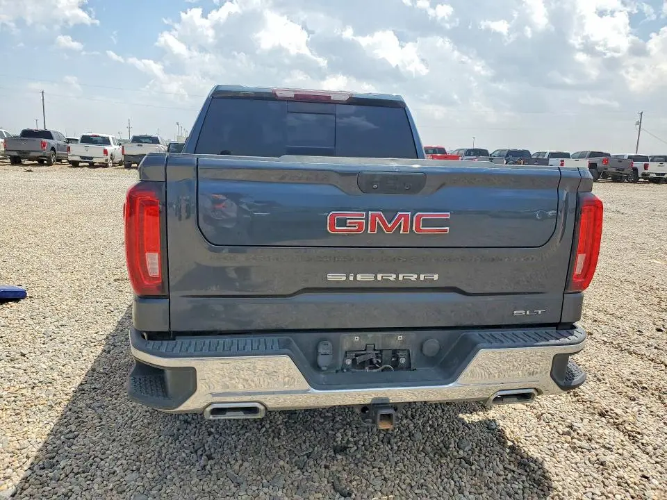 2021 GMC SIERRA K1500 SLT  