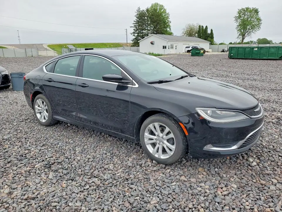 2017 CHRYSLER 200 LIMITED  